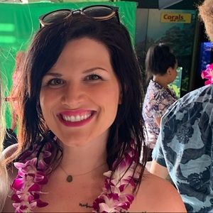 Meet your Posher, Lisa